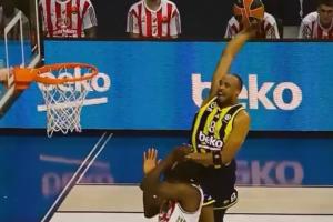 天赋羡煞旁人！湖人旧将塔克在欧洲联赛上演惊天残暴隔扣