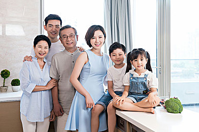 女女宿舍打光屁股gl｜校园冲突警钟长鸣，宿舍安全共筑和谐校园-1