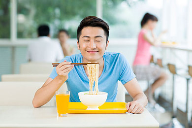 AV好片麻豆｜AV好片麻豆游戏：成人化主题引发热议，视觉盛宴引玩家入胜-1