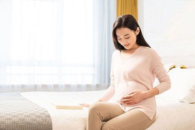 公交车上高H被迫进入｜公交车上隐私侵犯事件引关注：女子被迫进入座位，安全与隐私保护亟待加强-2