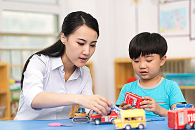 女留学生被黑人玩到翻白眼｜留学生遭遇校园暴力，共筑安全和谐校园防线-3