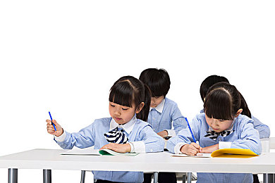 日本72式真人动态图｜72式真人动态图：沉浸式冒险，虚拟现实完美融合体验-2