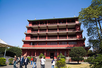 18岁禁止下载｜青春守护：18岁禁下载，健康游戏新纪元