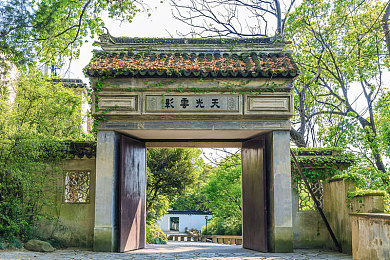 黄色下载3.3.3｜网络监管挑战，＂黄色下载3.3.3＂事件警示：共建清朗网络家园-1