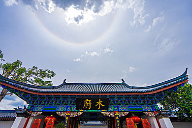 18禁网站色呦呦｜揭秘“18禁网站色呦呦”：网络色情泛滥，青少年保护引社会热议-2
