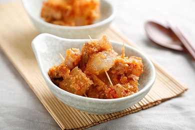 二四六天好彩(944cc)免费资料大全｜冬季热潮，彩票游戏引发社会新风尚-3