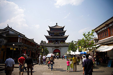 www.狠狠干｜《www.狠狠干》热血冒险之旅：酷炫战斗画面与技能搭配攻略全解析-1