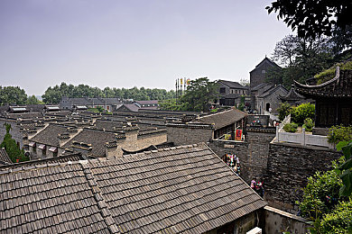 和平精英白色乳液网站｜“和平精英”风波：守护青少年，共建清朗游戏空间-2