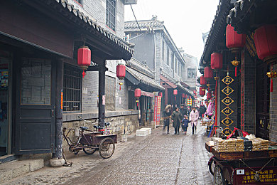 八重神子被旅行者爆炒｜八重神子爆炒风云：游戏角色炒作引热议，玩家观点两极分化-3