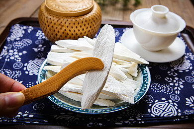 黄色视频软件下载OPPO｜“揭秘“黄毒”蔓延：OPPO应用商店违规软件引发社会共治警钟长鸣-3