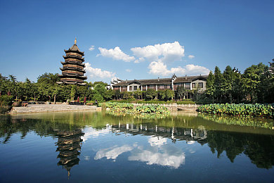 自愿进打光屁股体罚学校｜揭秘纪律重塑：打光屁股体罚学校体验之旅-2