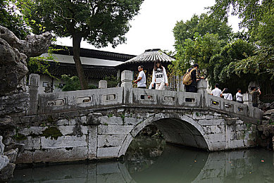 黑色DD4黑色正版下载｜黑画探秘：探寻“黑色DD4”独特魅力与正版之旅-3