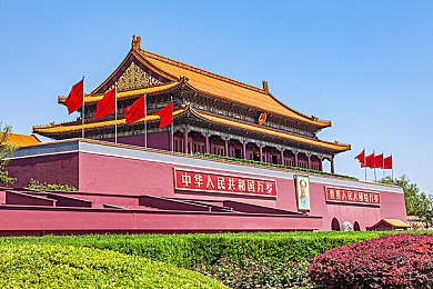 老师蹭桌角自慰发出声了｜揭露师德危机：桌角事件警示教育环境重塑