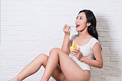 欧美黑人成人｜欧美成人内容魅力探秘：多元文化下的感官盛宴-3