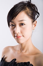 翁和小莹各种姿势｜“姿势演绎生活，翁和小莹艺术展绽放独特魅力”-1